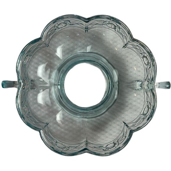 Vintage Clear Glass Bowl with Handles Floral Design Candy Dish - Picture 2 of 10